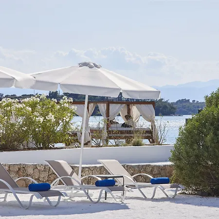 Hotel Beach Cabanas 3*