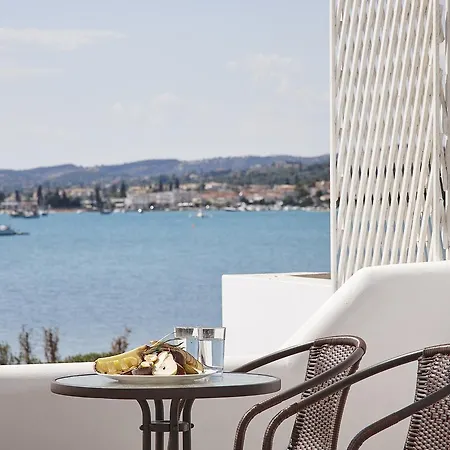Beach Cabanas 3*