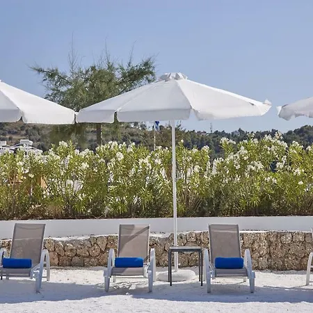 호텔 Beach Cabanas 3*